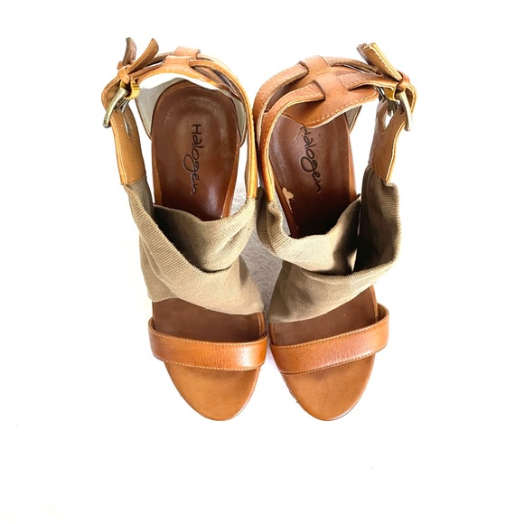 Halogen Double Buckle Wedge Sandal size 5 - Picture 5 of 9